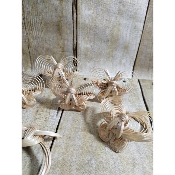 Vtg Wicker Butterfly Napkin Rings Set of 8 Spring Table (j) - Picture 4 of 6